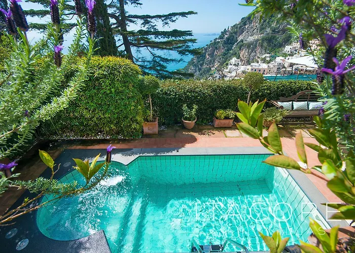 빌라 Gaia - Sea View, Pool, Terrace, Patio & Courtyard 포지타노