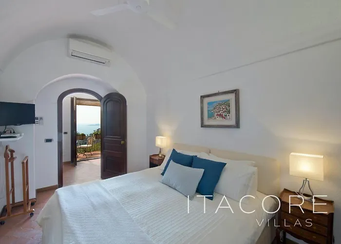 Gaia - Sea View, Pool, Terrace, Patio & Courtyard 포지타노