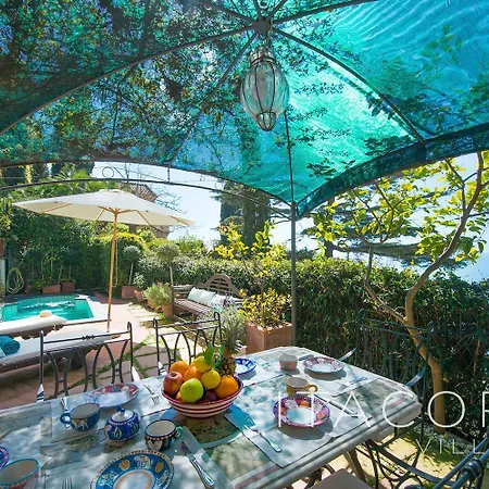 Villa Gaia - Sea View, Pool, Terrace, Patio & Courtyard