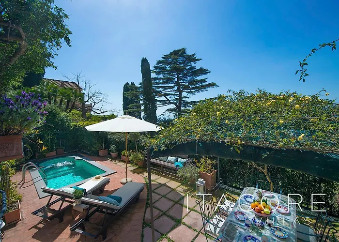 Villa Gaia - Sea View, Pool, Terrace, Patio & Courtyard Positano
