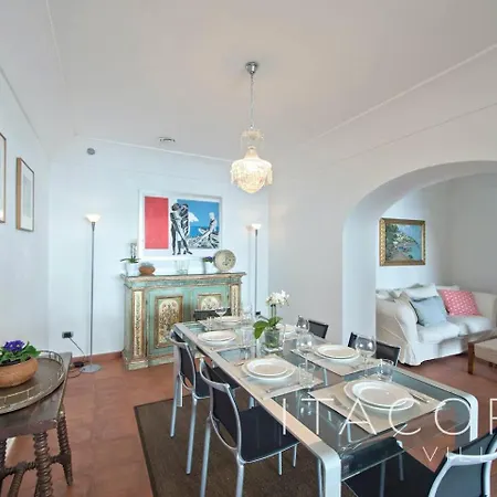 Gaia - Sea View, Pool, Terrace, Patio & Courtyard ポジターノ