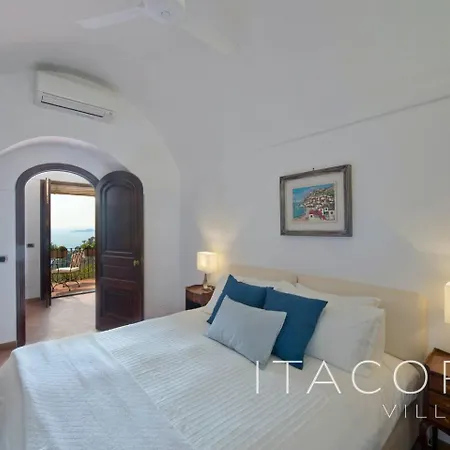 Gaia - Sea View, Pool, Terrace, Patio & Courtyard ポジターノ